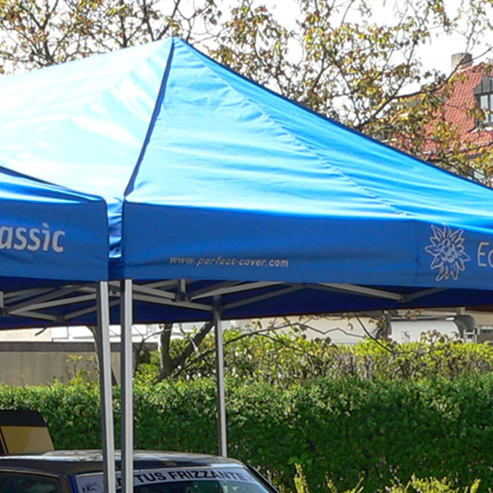 Faltpavillon mit stabilem Dach für Outdoor-Veranstaltungen